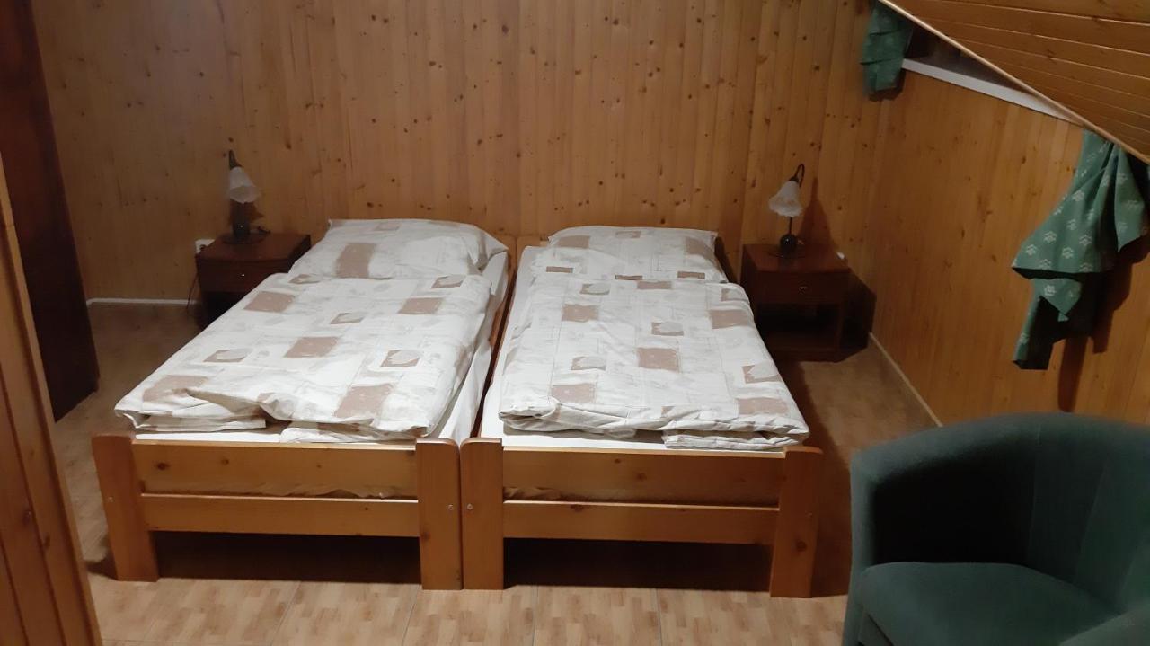 Penzión pri studničke Omastiná Exterior foto