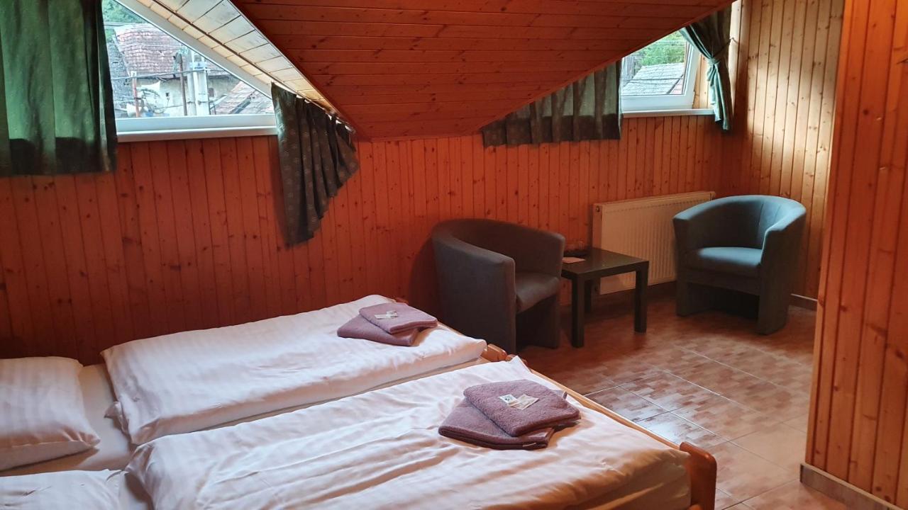 Penzión pri studničke Omastiná Exterior foto